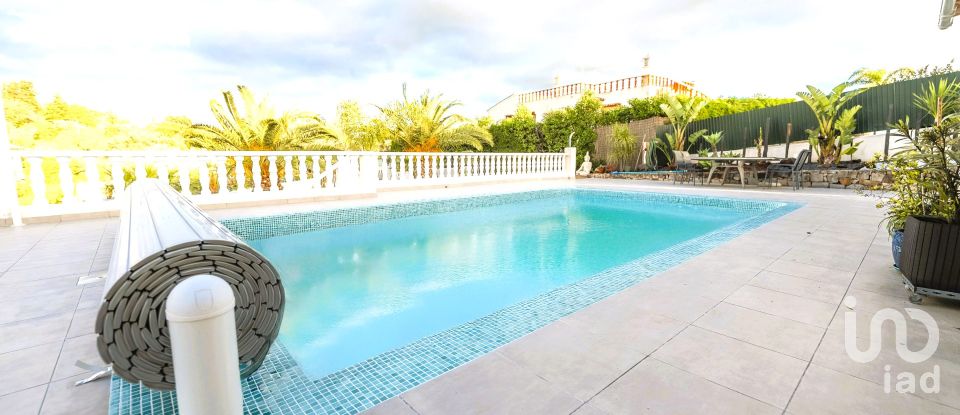 House T5 in São Brás de Alportel of 303 m²