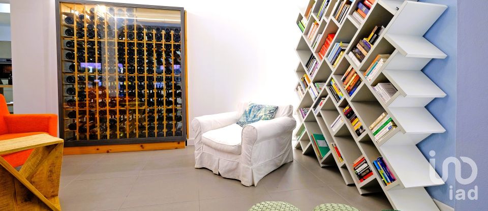 House T5 in São Brás de Alportel of 303 m²