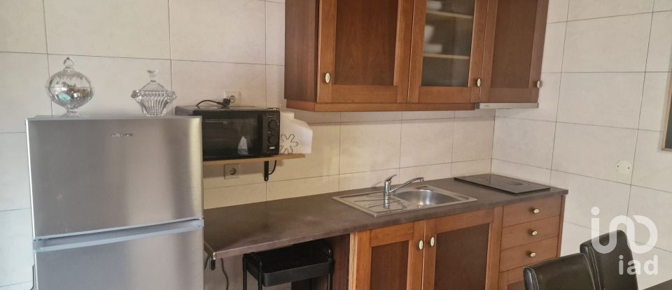 Moradia T2 em Santa Maria, São Pedro e Sobral da Lagoa de 130 m²