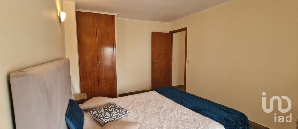 Moradia T2 em Santa Maria, São Pedro e Sobral da Lagoa de 130 m²