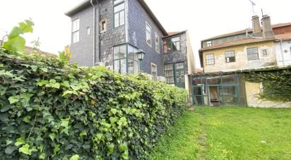 House T3 in Lordelo Do Ouro E Massarelos of 261 m²