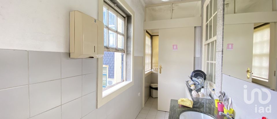 Maison T3 à Lordelo Do Ouro E Massarelos de 261 m²