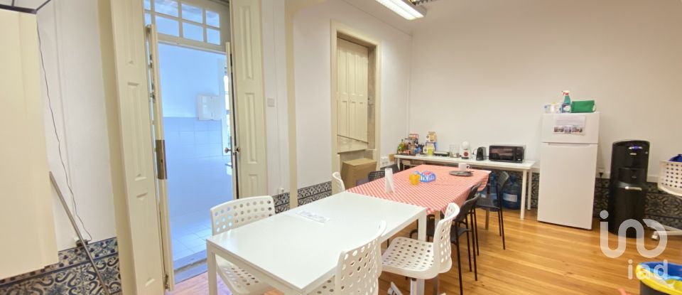 Maison T3 à Lordelo Do Ouro E Massarelos de 261 m²