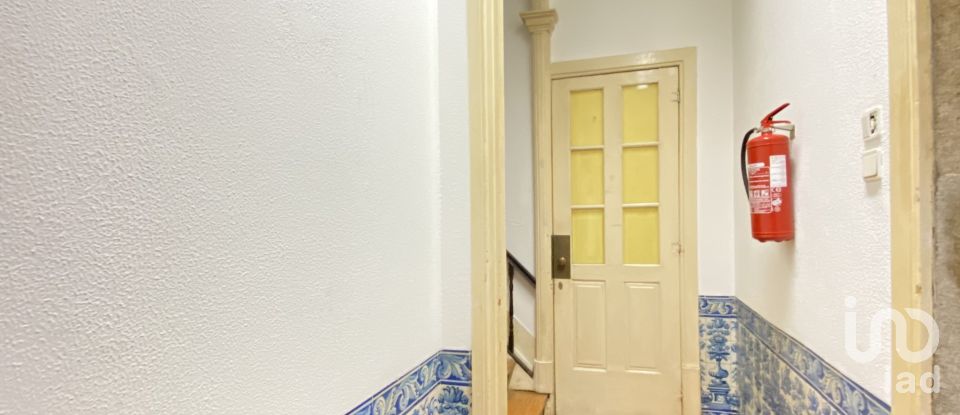 Maison T3 à Lordelo Do Ouro E Massarelos de 261 m²