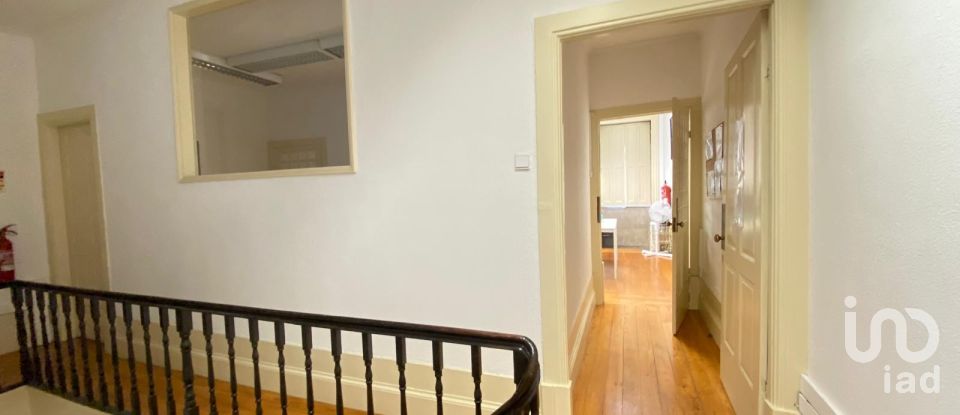 Maison T3 à Lordelo Do Ouro E Massarelos de 261 m²