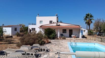 Maison T2 à Silves de 142 m²