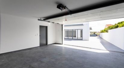 House T3 in Gafanha do Carmo of 300 m²