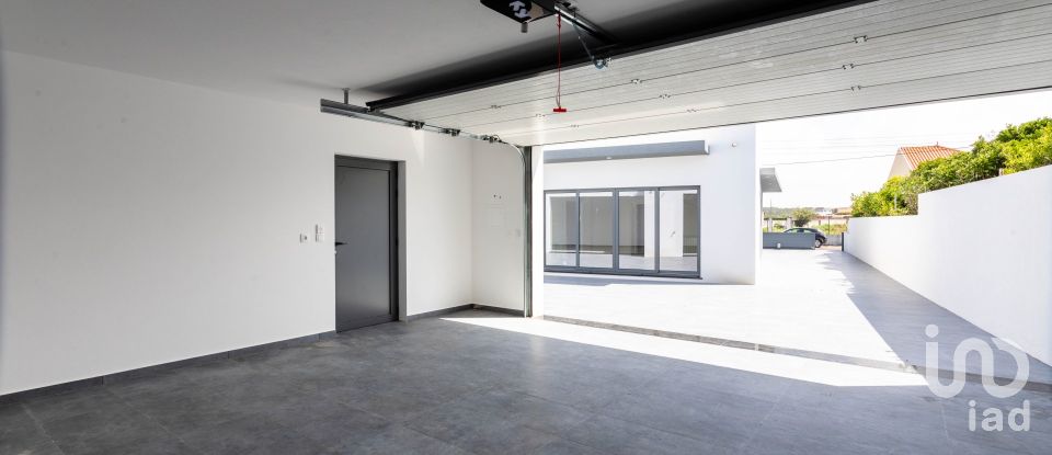 Moradia T3 em Gafanha do Carmo de 300 m²