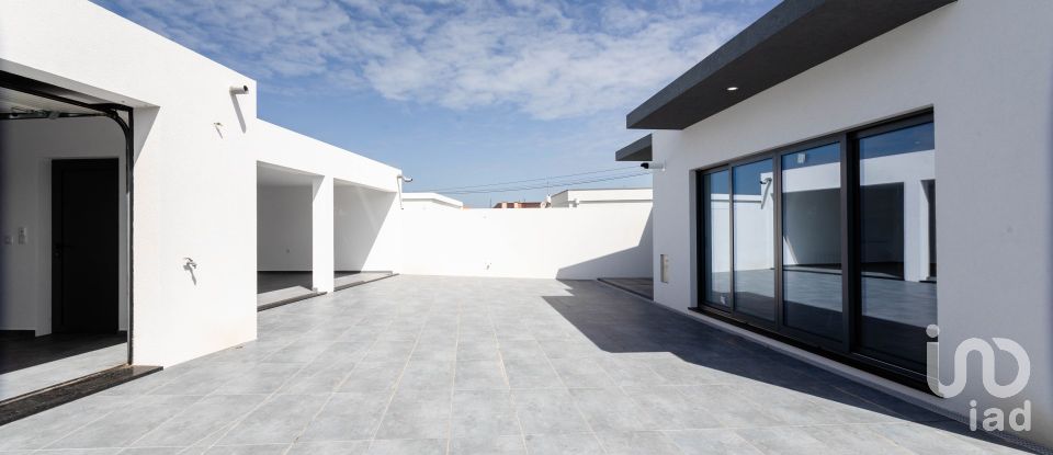 Moradia T3 em Gafanha do Carmo de 300 m²