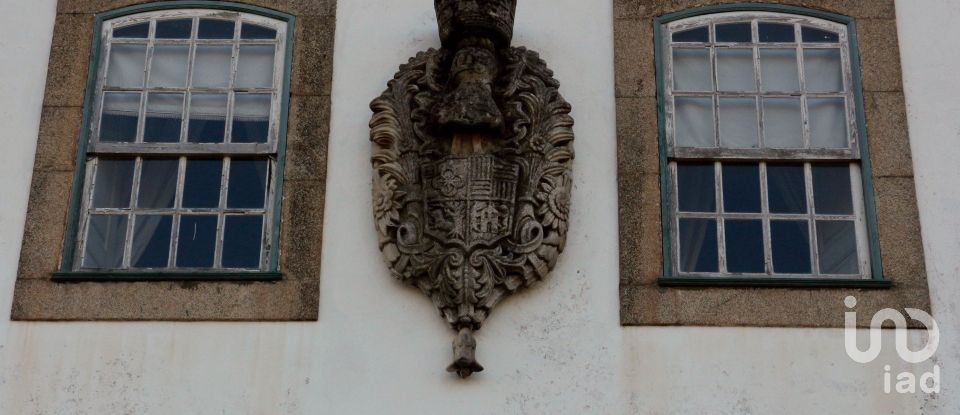 Ferme T14 à Vilarinho dos Freires de 1 424 m²