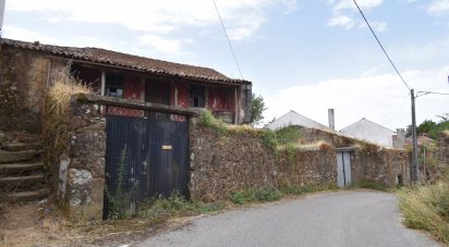 Village house T2 in Vila Nova of 250 m²