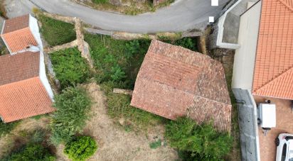 Maison de village T2 à Vila Nova de 250 m²