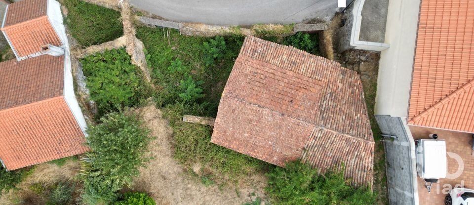 Maison de village T2 à Vila Nova de 250 m²