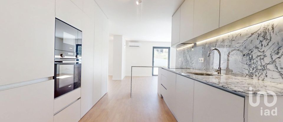 Moradia T4 em Gondomar (São Cosme), Valbom e Jovim de 380 m²