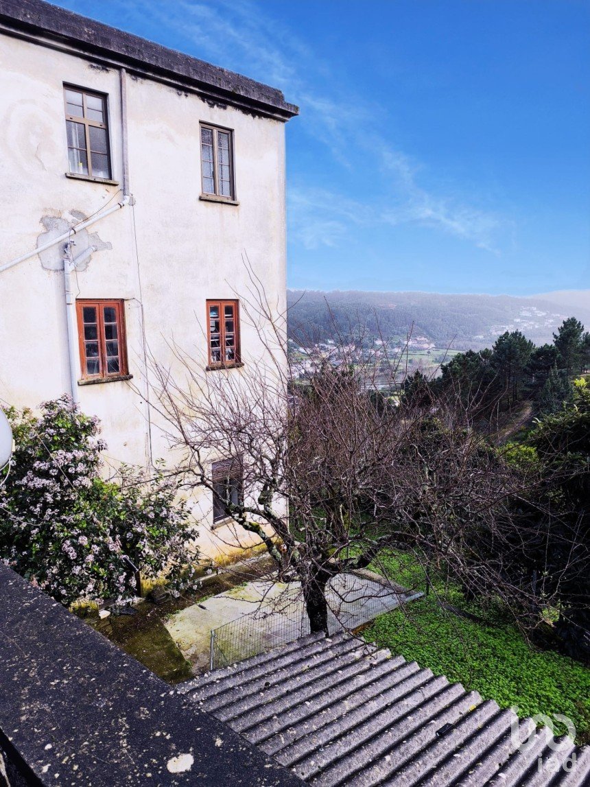 Maison T5 à Penacova de 242 m²