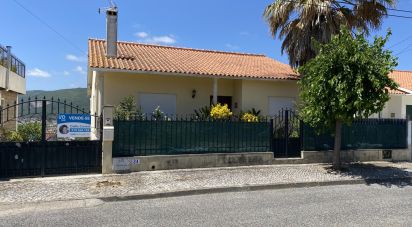 Gîte T4 à Porto de Mós - São João Baptista e São Pedro de 325 m²