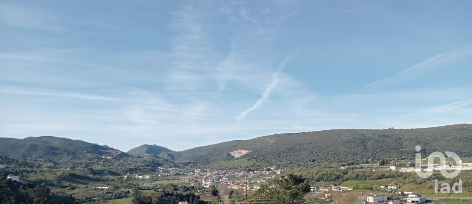 Casa T4 em Porto de Mós - São João Baptista e São Pedro de 325 m²