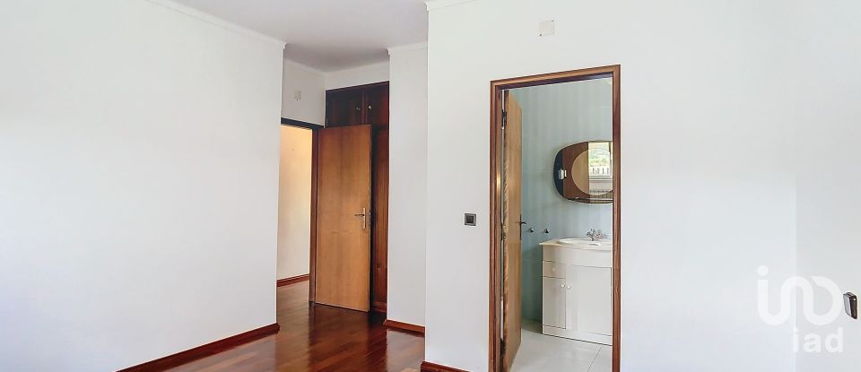 Casa T4 em Porto de Mós - São João Baptista e São Pedro de 325 m²