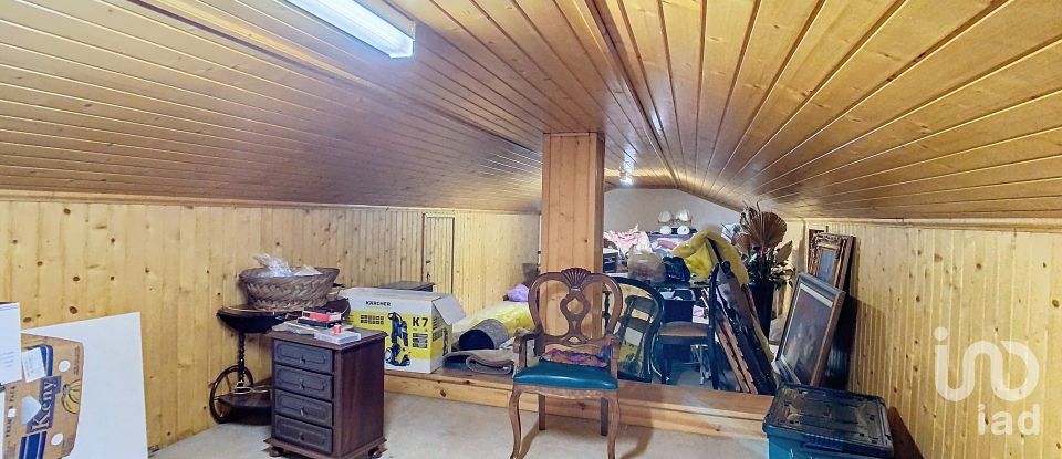 Casa T4 em Porto de Mós - São João Baptista e São Pedro de 325 m²