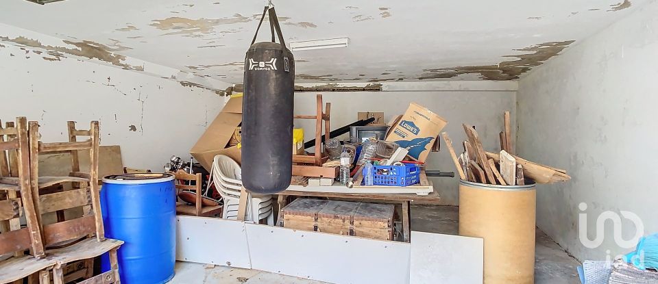 Casa T4 em Porto de Mós - São João Baptista e São Pedro de 325 m²