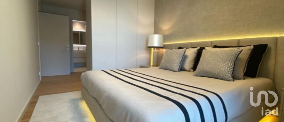 Appartement T2 à Santa Marinha E São Pedro Da Afurada de 83 m²