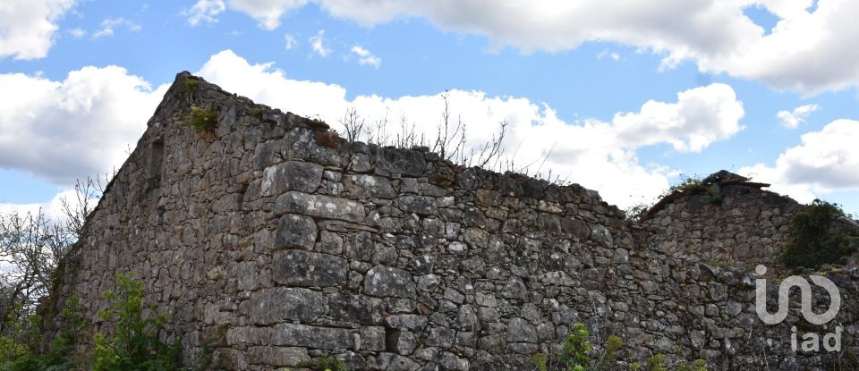 Maison de village T0 à Chãos de 150 m²