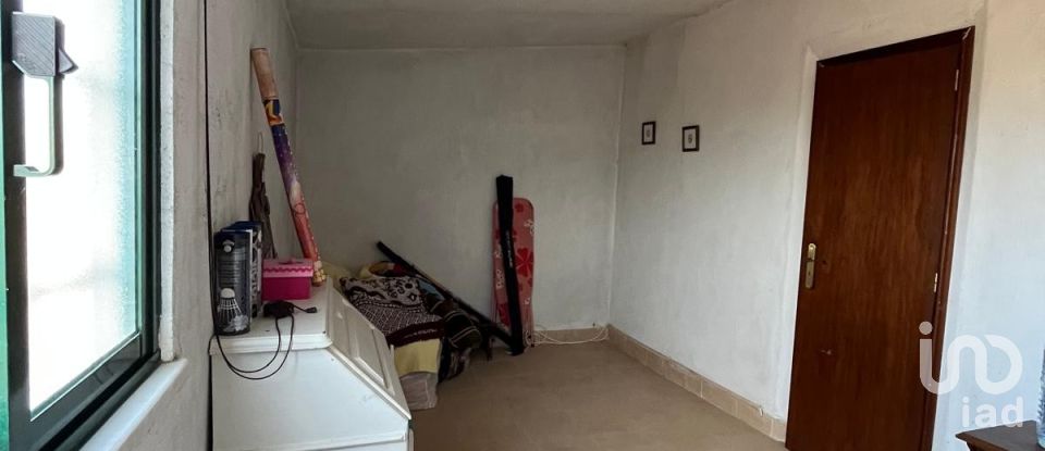 Maison T2 à Salgueiro do Campo de 133 m²