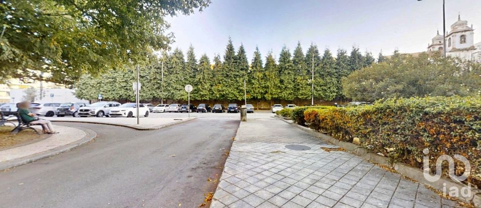 Boutique/Local commercial à Mafamude e Vilar do Paraíso de 95 m²