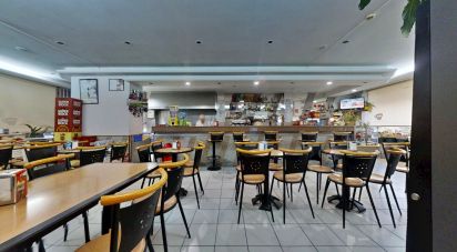 Boutique/Local commercial à Mafamude e Vilar do Paraíso de 95 m²