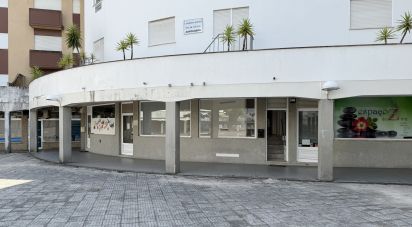 Boutique/Local commercial à Oliveira do Bairro de 34 m²