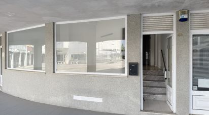 Boutique/Local commercial à Oliveira do Bairro de 34 m²