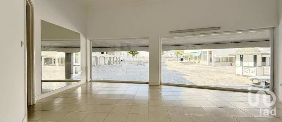 Shop / premises commercial in Oliveira do Bairro of 34 m²