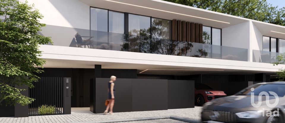 Maison T4 à Milheirós de 492 m²
