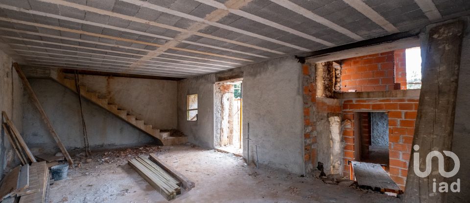 House T3 in Redinha of 249 m²