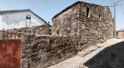 Maison T0 à Seixo da Beira de 186 m²