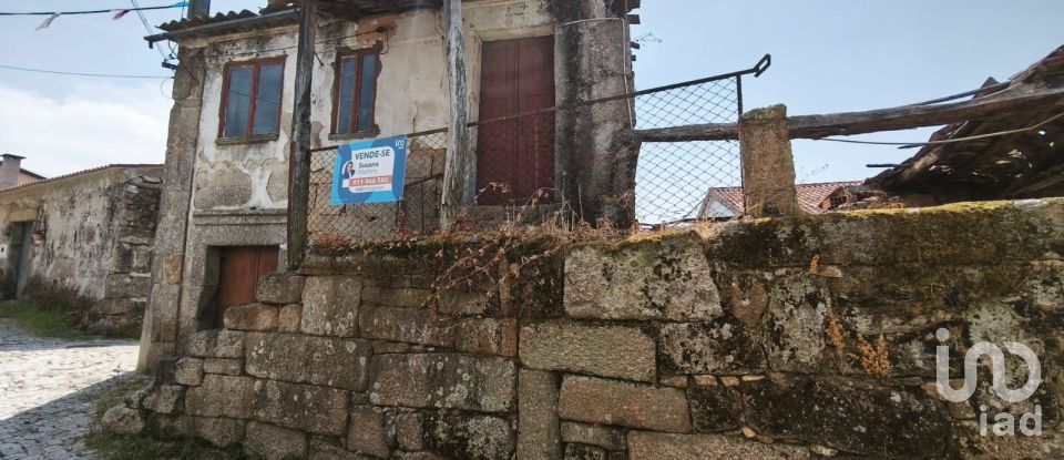 Maison T0 à Seixo da Beira de 186 m²