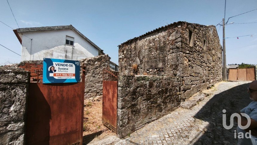 Maison T0 à Seixo da Beira de 186 m²