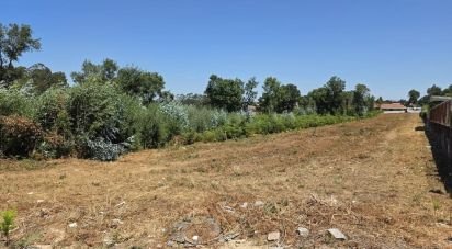 Terrain à bâtir à Pedroso e Seixezelo de 1 600 m²