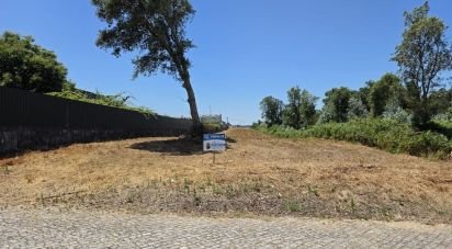 Terrain à bâtir à Pedroso e Seixezelo de 1 600 m²