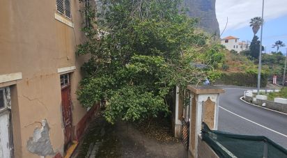 House T3 in Porto da Cruz of 139 m²