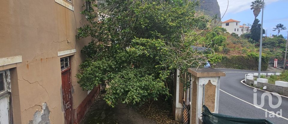 House T3 in Porto da Cruz of 139 m²