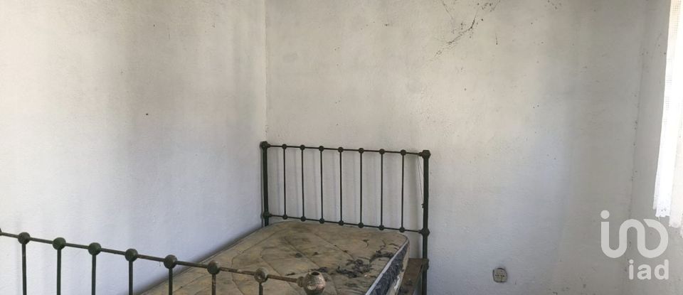 Maison T4 à Canas de Senhorim de 176 m²