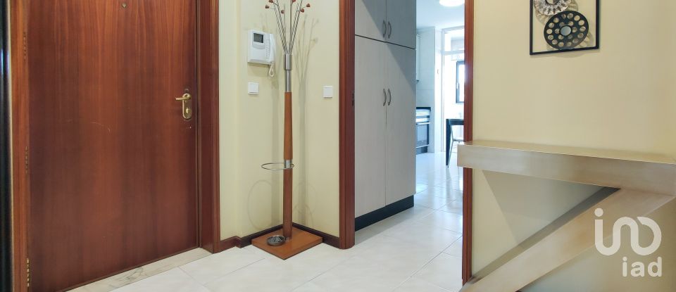 Apartamento T2 em São Mamede de Infesta e Senhora da Hora de 97 m²