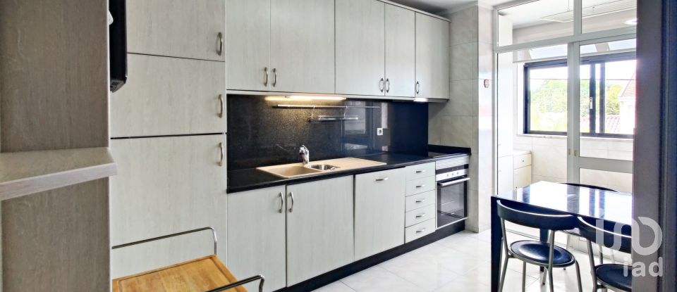 Apartamento T2 em São Mamede de Infesta e Senhora da Hora de 97 m²