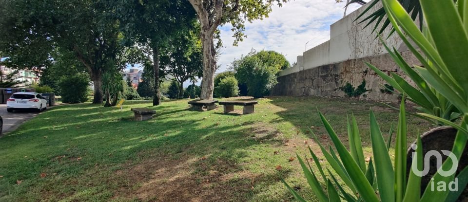 Apartamento T2 em São Mamede de Infesta e Senhora da Hora de 97 m²