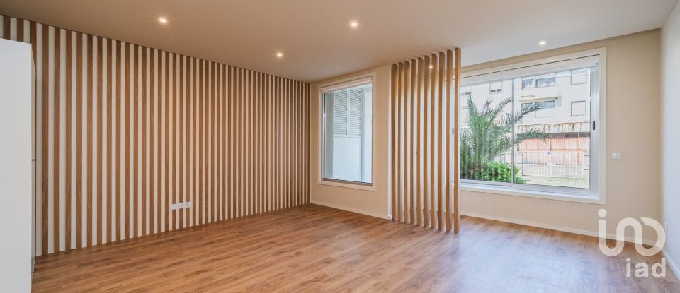 Apartment T2 in Campanhã of 79 m²