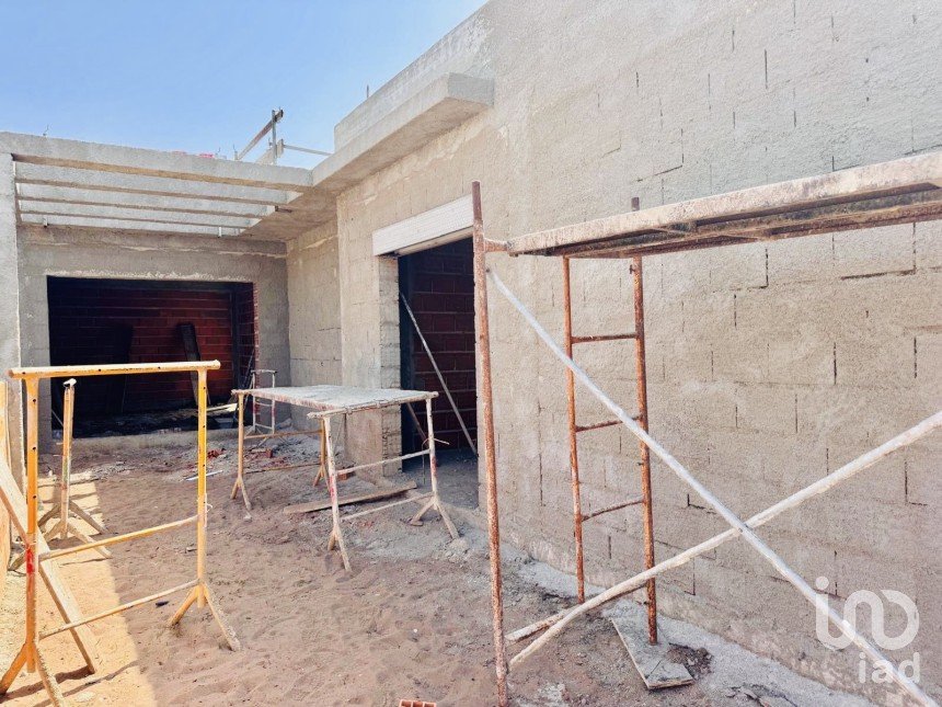 House T3 in Fernão Ferro of 123 m²