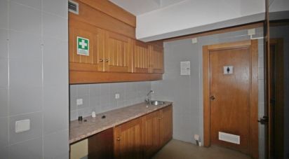 Boutique/Local commercial à Santarém (Marvila), Santa Iria Da Ribeira De Santarém, Santarém (São Salvador) E Santarém (São Nicolau) de 403 m²