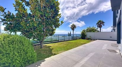 House T3 in Caniço of 238 m²