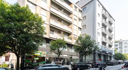 Shop / premises commercial in Cedofeita, Santo Ildefonso, Sé, Miragaia, São Nicolau e Vitória of 196 m²